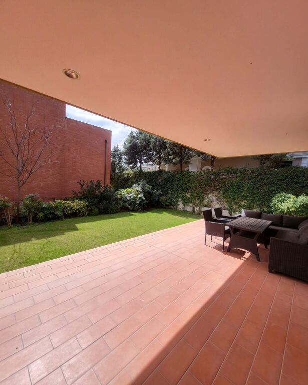 Villa in Affitto – TEG