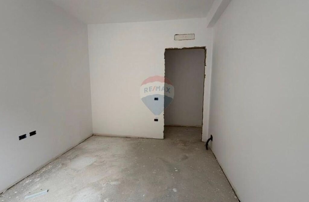 Appartamento - In Vendita - Via Ali Demi, Tirana ID: 530181090-88