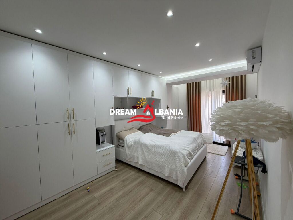 Affittasi 2+1+2 e parcheggio incluso a Kodra e Diellit 2 (ID 42215517)