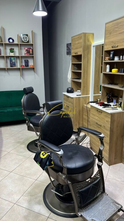 SHITET BIZNESI BERBERHANE 25 M2 YZBERISHT 2.200 EURO