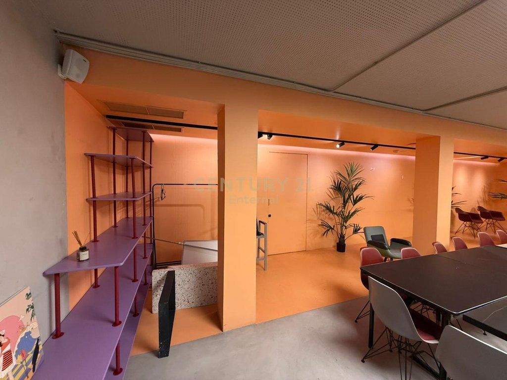 Ambjente per zyra me qira tek Rruga e Elbasanit 3,325 € /Muaj