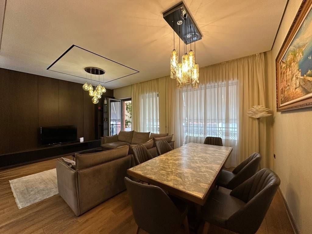 Apartament Luksoz 2+1+2 me Post Parkimi &amp; Depo në Kompleksin Delijorgji për shitje!