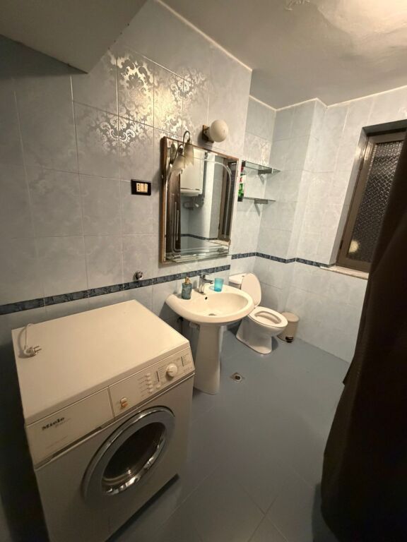 Jepet Me Qera Apartament 2+1+1 Ballkon