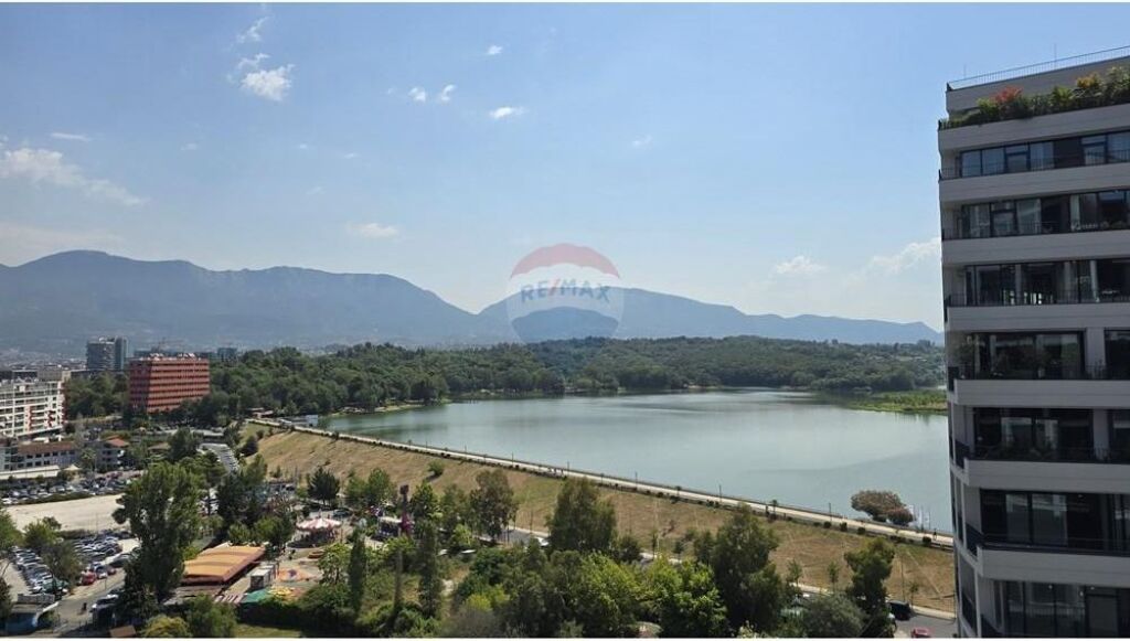 Office for Rent at "Lake View"!