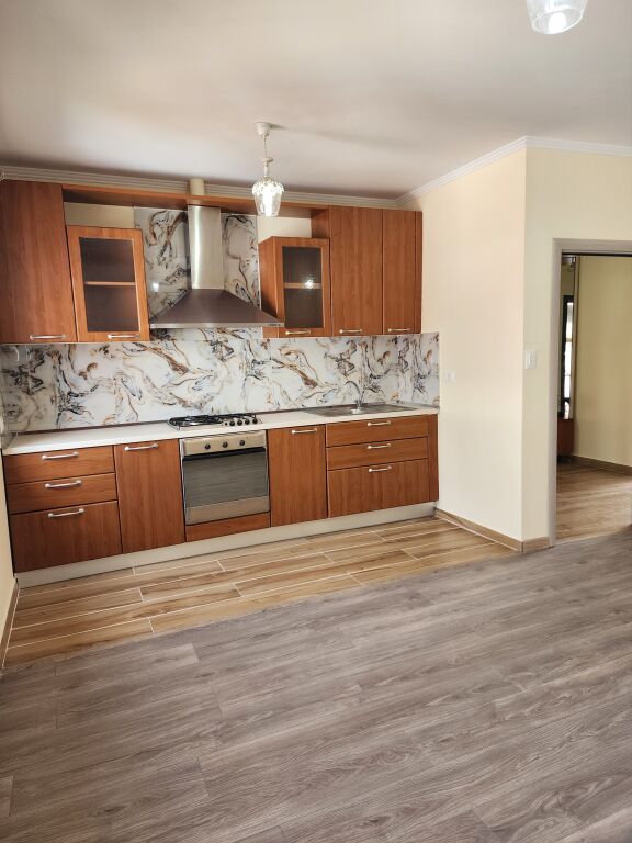 SHITET APARTAMENT 2+1+DEPO NE ALLIAS