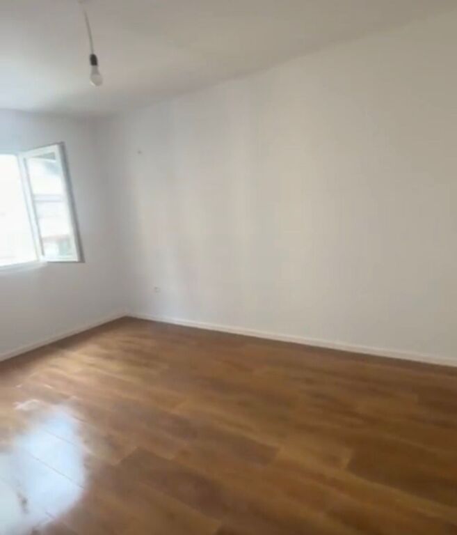 Apartament 1+1 ne Porcelan pas UET!