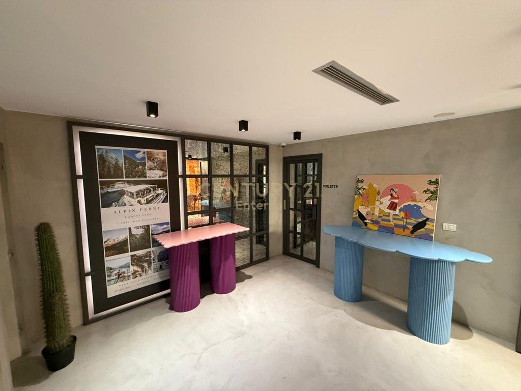 Ambjente per zyra me qira tek Rruga e Elbasanit 3,325 € /Muaj