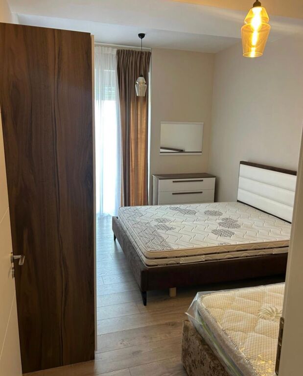 Apartament 1+1 me qira tek Xhamlliku