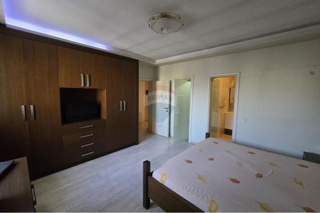 Apartament 3+1+2 ne shitje Astir