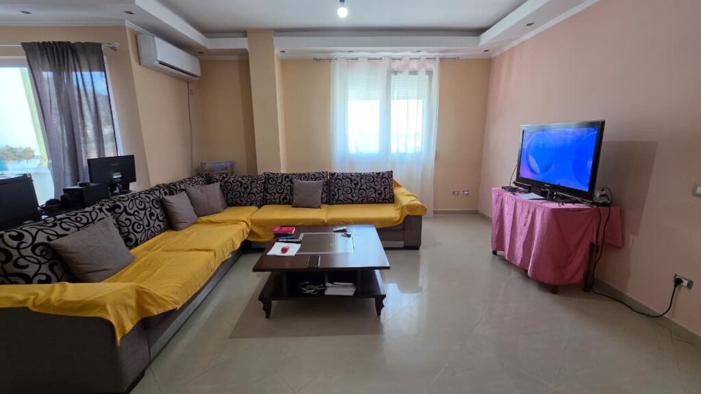 Affittasi appartamento 2+1, Koder e Diellit