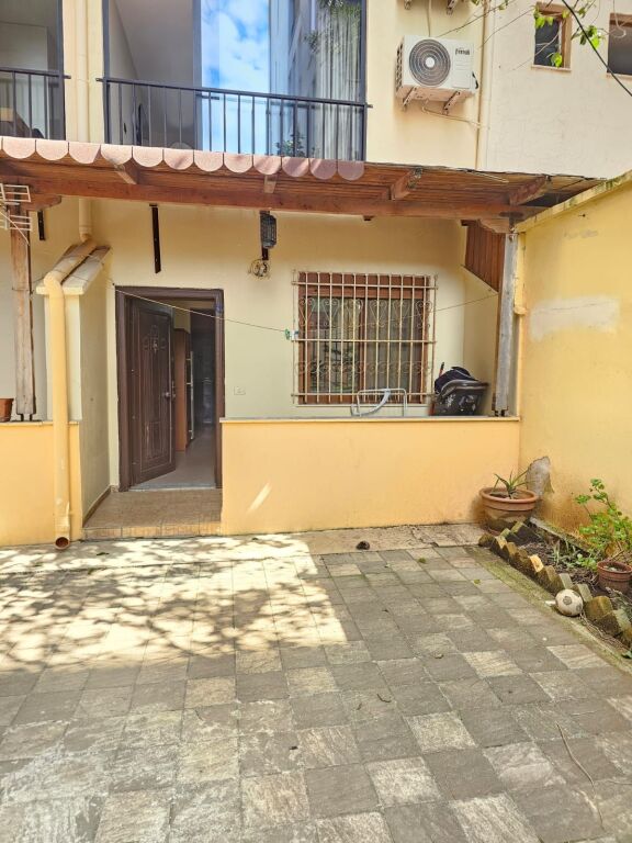 🏖️ SHITET GARSONIERE ME OBORR – SHKËMBI I KAVAJËS, DURRËS