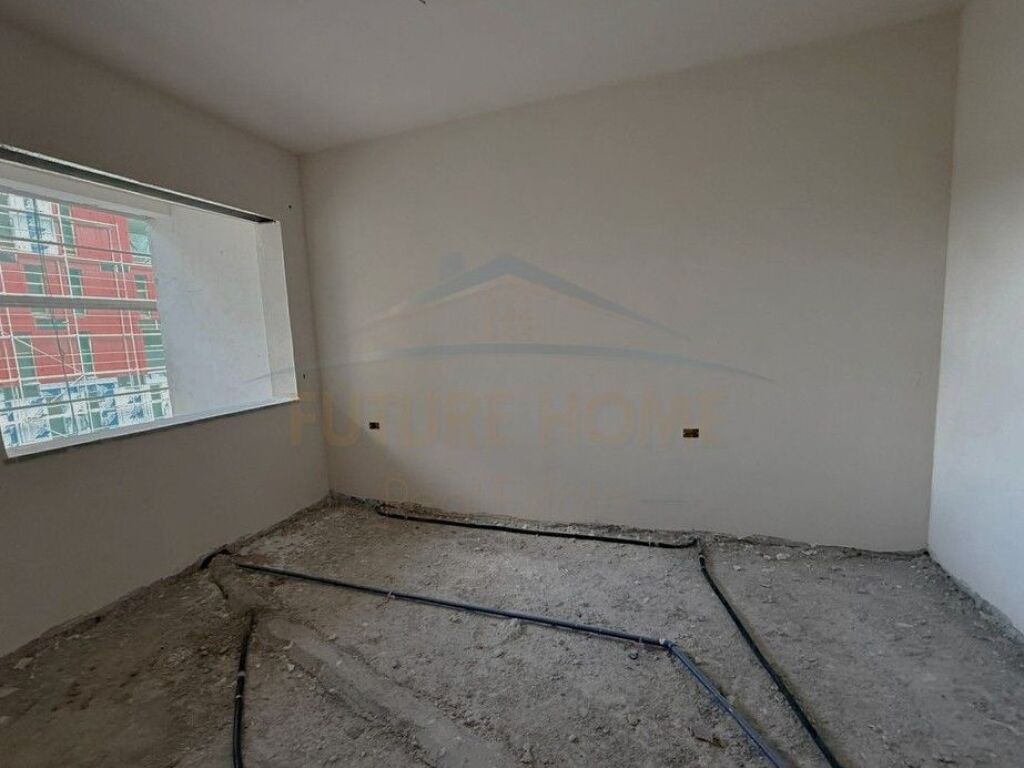 Shitet, Apartament 1+1, Don Bosko