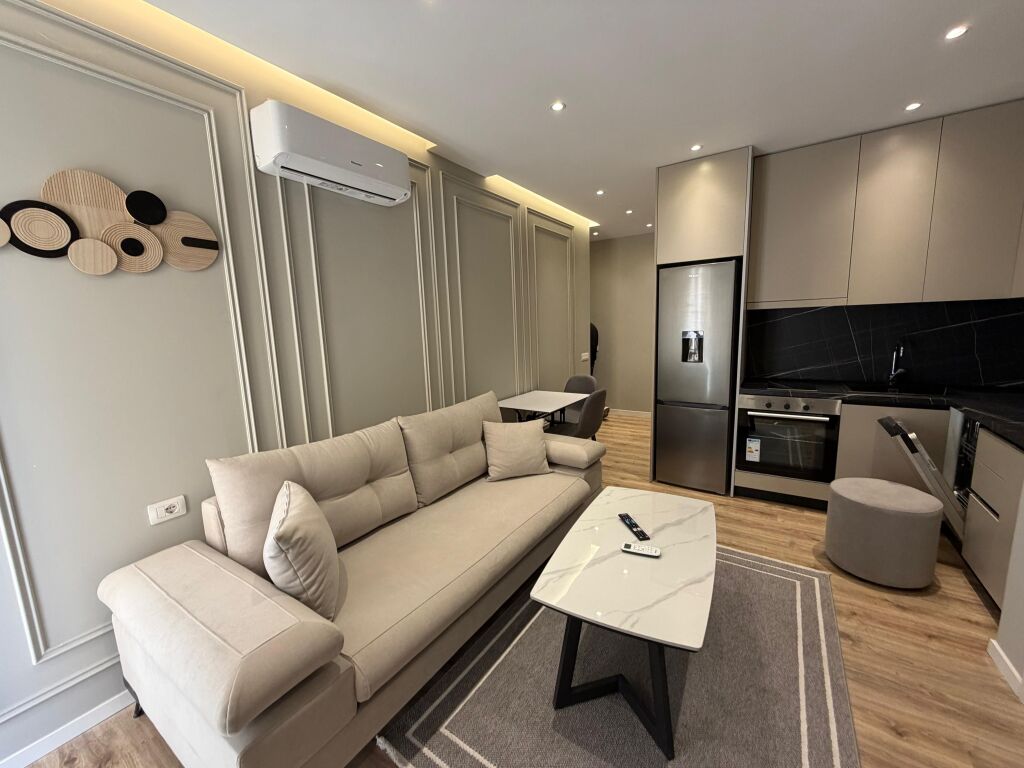 🏡 Jepet me qera apartament 1+1 📍 Rruga Dritan Hoxha