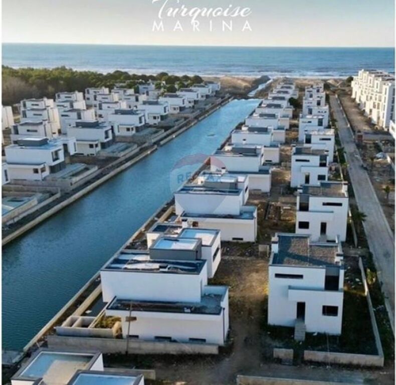 Shitet apartament 1+1 në Turquoise Marina