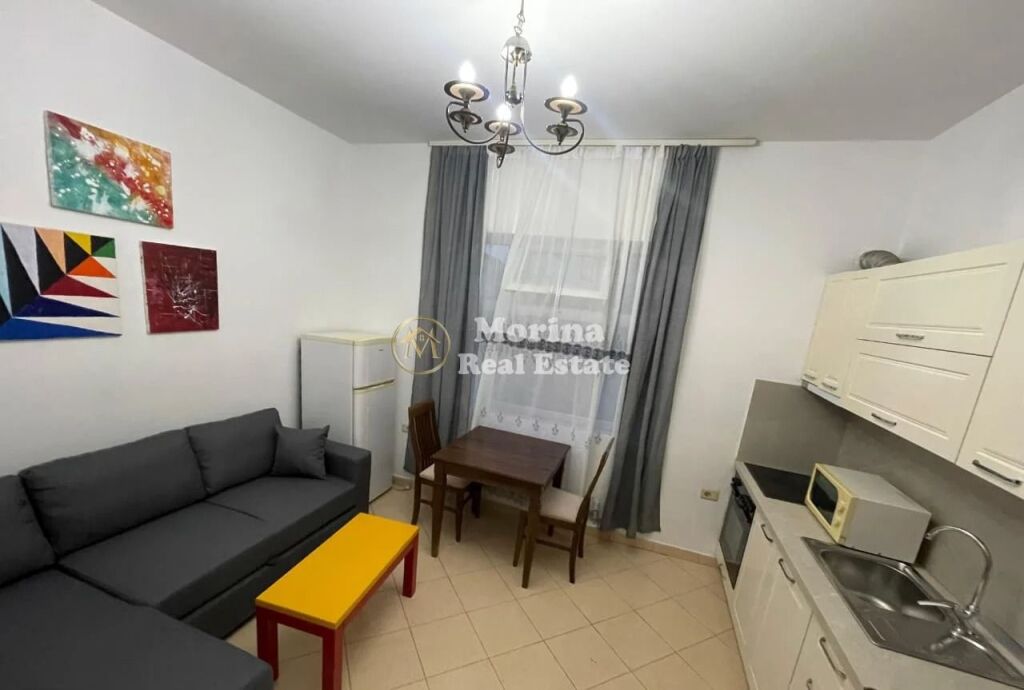 Qera | Shtëpi private 1 + 1 | Prane Ambasades Turke | 350 €/muaj