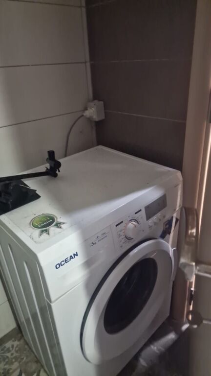 Super ap gazoniere tek kodra e diellit ( bill klimton )