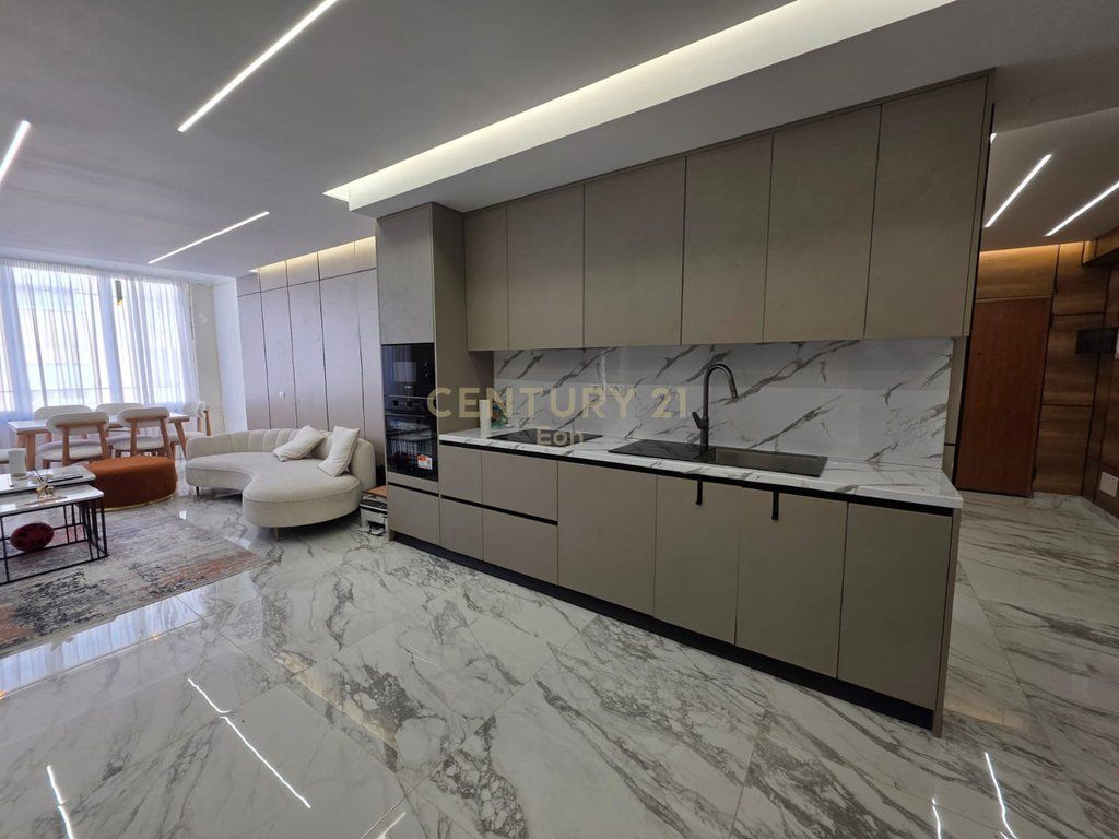 Super Apartment 2+1 for sale in Plazh Hekurudha, Durrës!