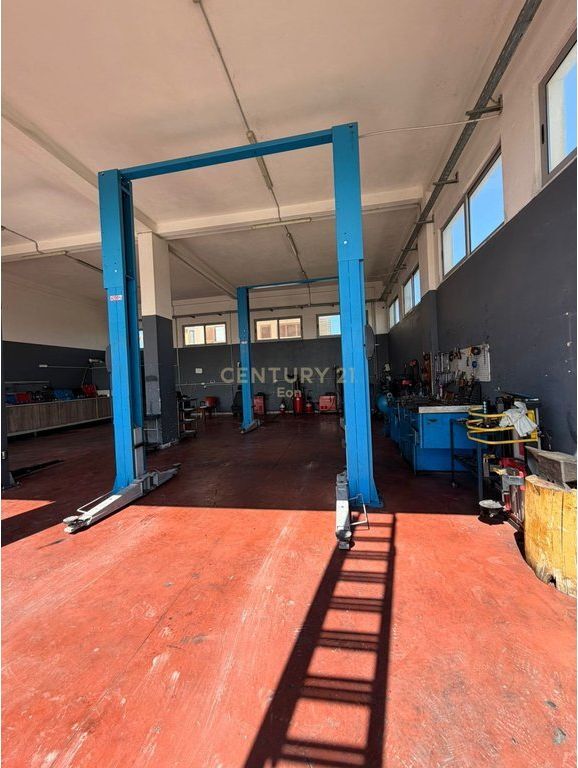 JEPET ME QERA SERVIS BUZE RRUGE,XHAFZOTAJ !!!