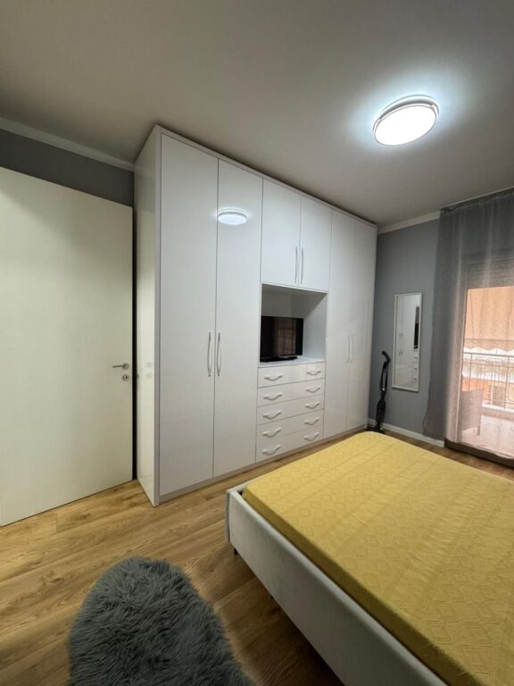 1+1 for rent, Delijorgj