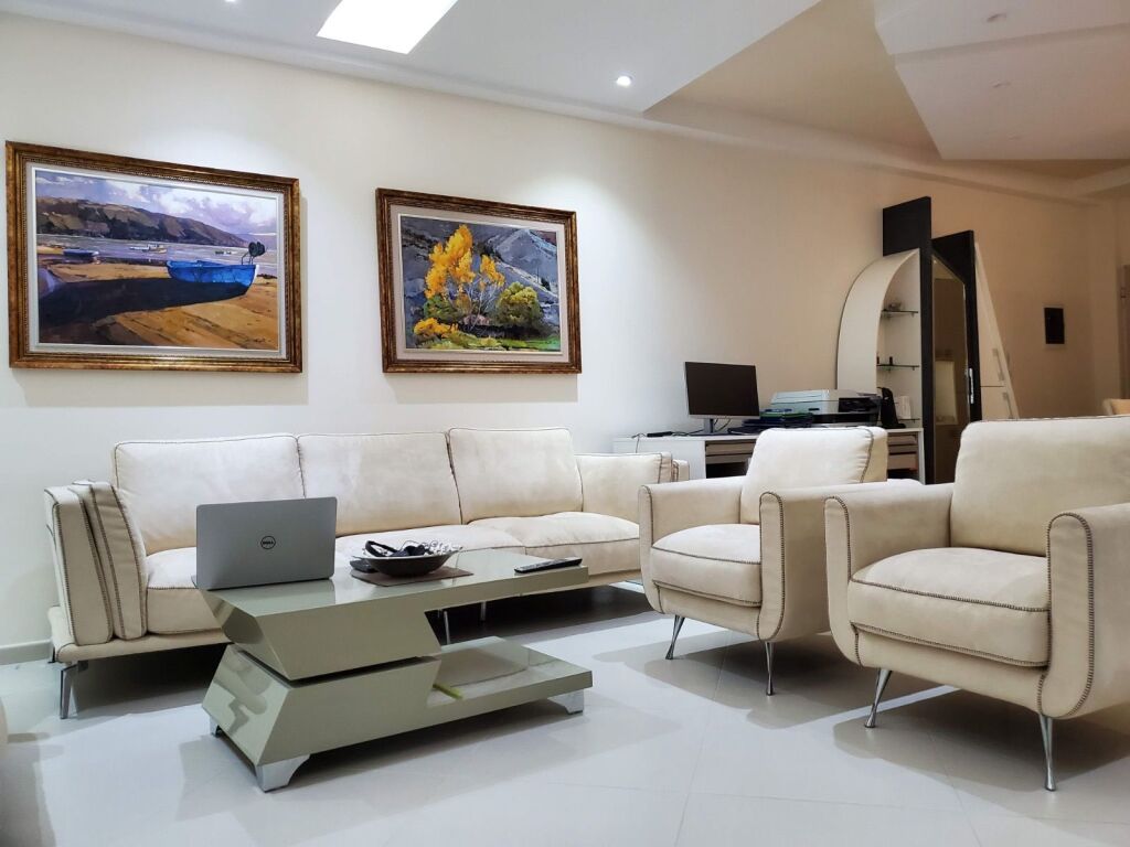 Appartamento in affitto annuale Giardino Zoologico Tirana