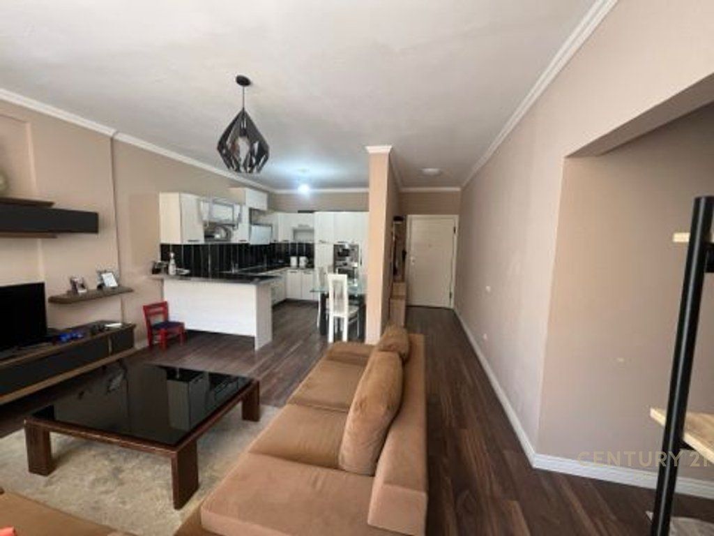 Fresk, Appartamento 2+1+Cucina separata! 350 € /Mese