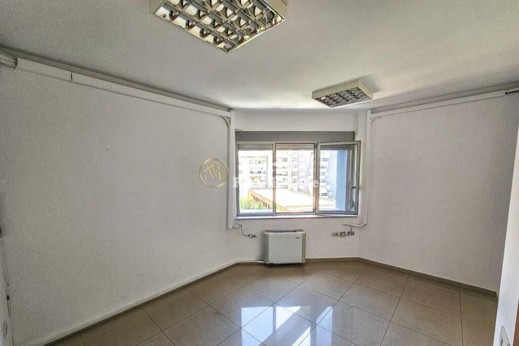 Qera | Ambjent Biznesi | Rruga e Dibrës | 3000 €/muaj