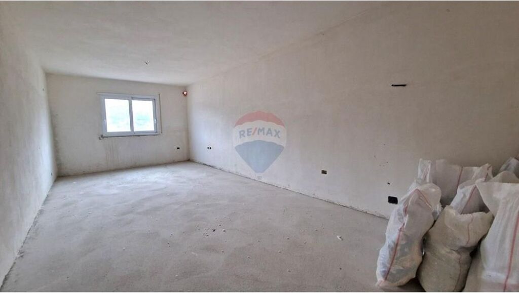 Appartamento 2+1 in Vendita – Quartiere Pelivan Leskaj, Vlora