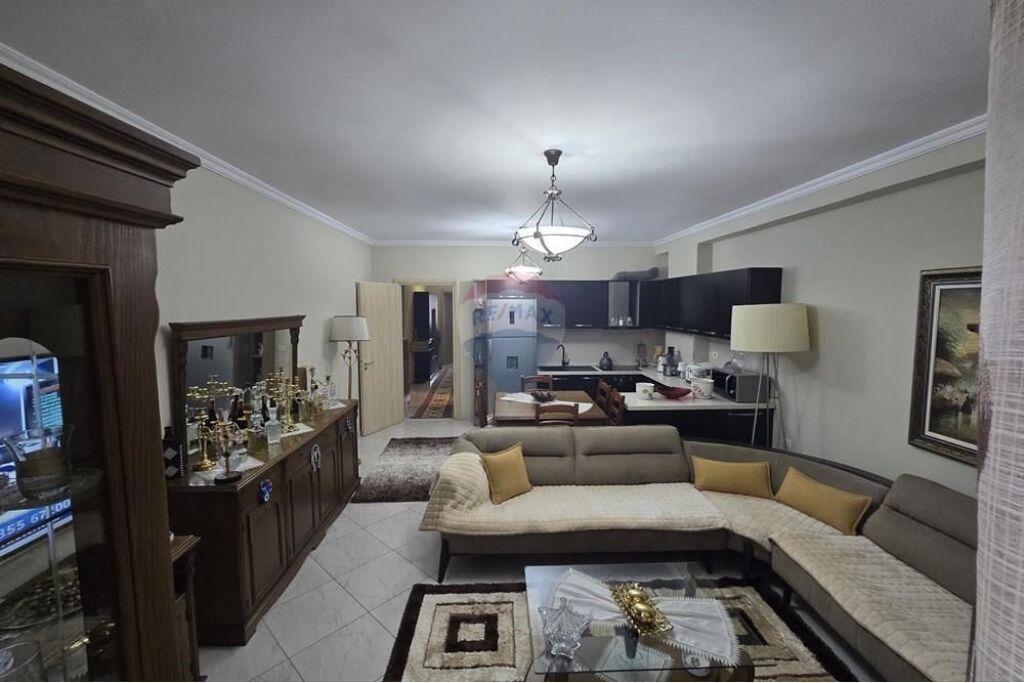 Appartamento in vendita 2+1 Astir, Villa L