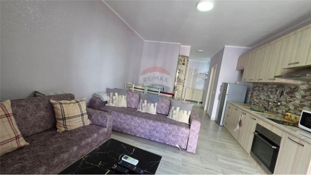 🌊 Apartament 1+1 me Qira – Lungomare, pranë Oslo, Vlorë