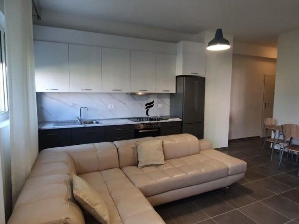 APARTAMENT ME QERA 2+1 ALI DEMI 50.000 LEKE FH-67463