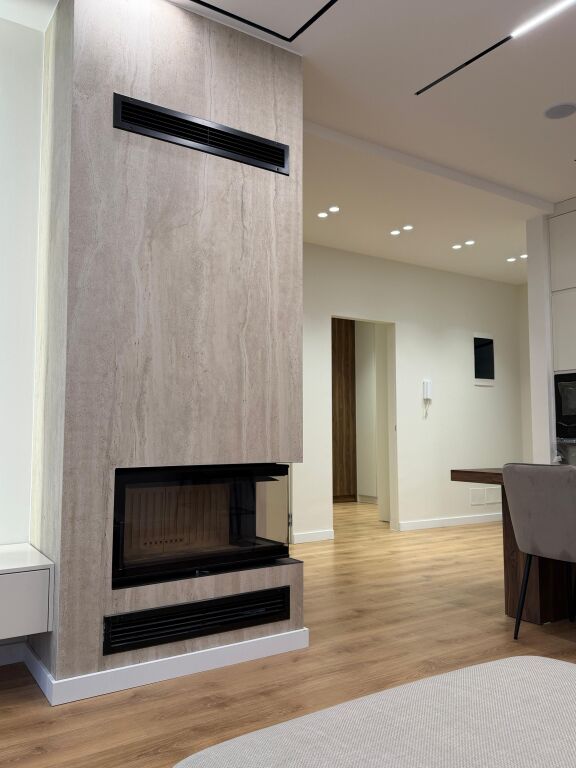 APARTAMENT LUKSOZ 2+1 ME VERANDE PER QERA TEK LIQENI THATE