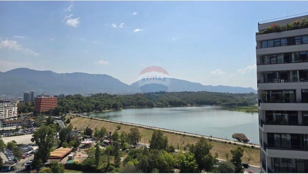 Office for Rent at "Lake View"!