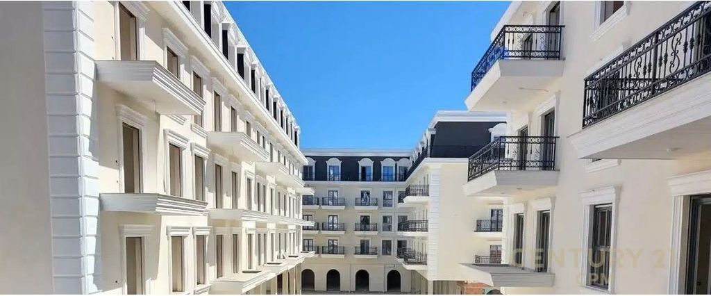 TEK REZIDENCA "PORTA E RE" SAUK SHESIM GARSONIERE