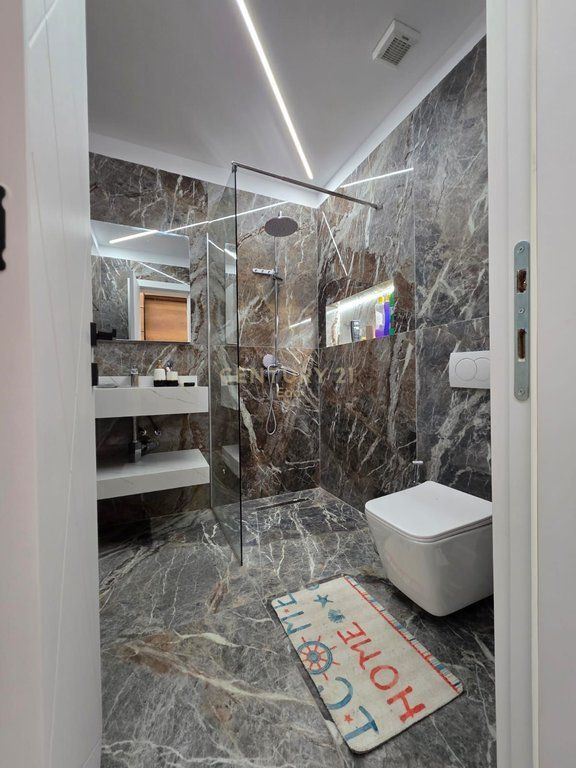 Super Apartment 2+1 for sale in Plazh Hekurudha, Durrës!