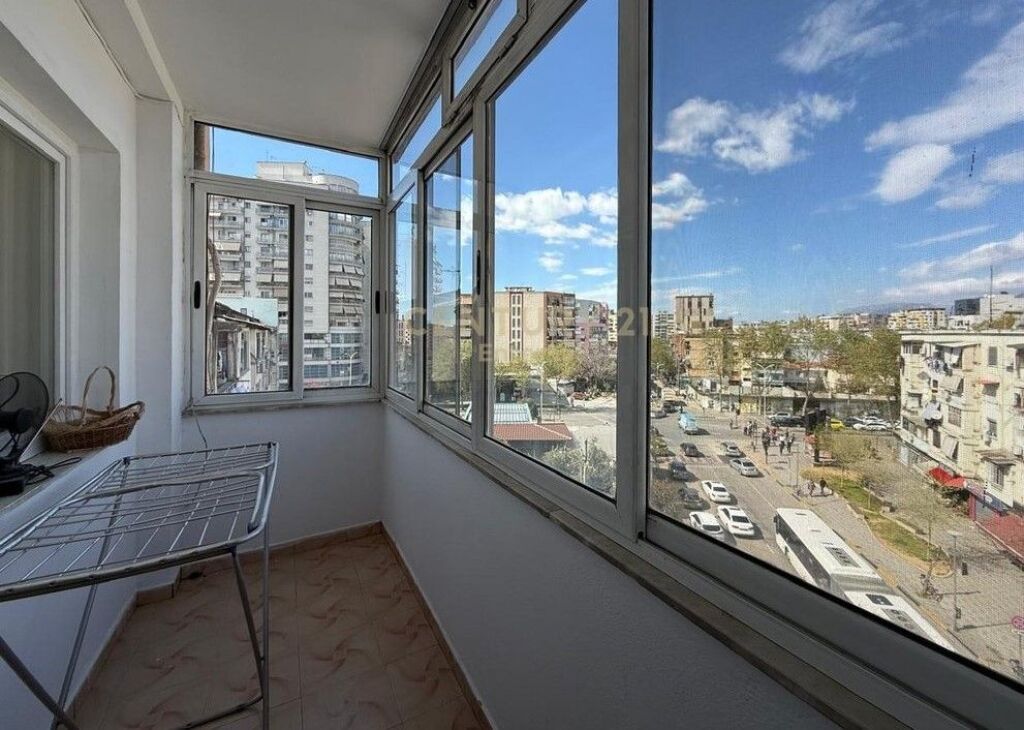 Apartament 2+1+2 Për Shitje në Rrugën Mine Peza