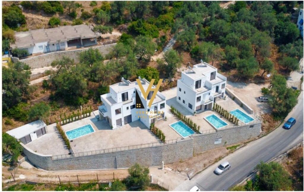 SHITET VILE TRE KATESHE TE WHITE VILLAS , BORSH 570.000 EURO
