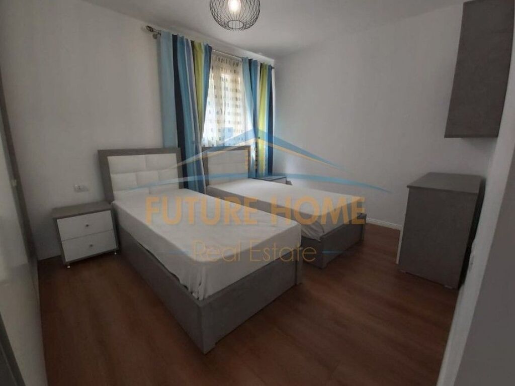 Shitet, Apartament 2+1+2, Rruga e Elbasanit