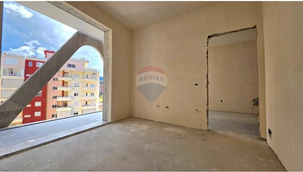 APARTAMENT 1+1 NE SHITJE PRANE PORTIT,VLORE