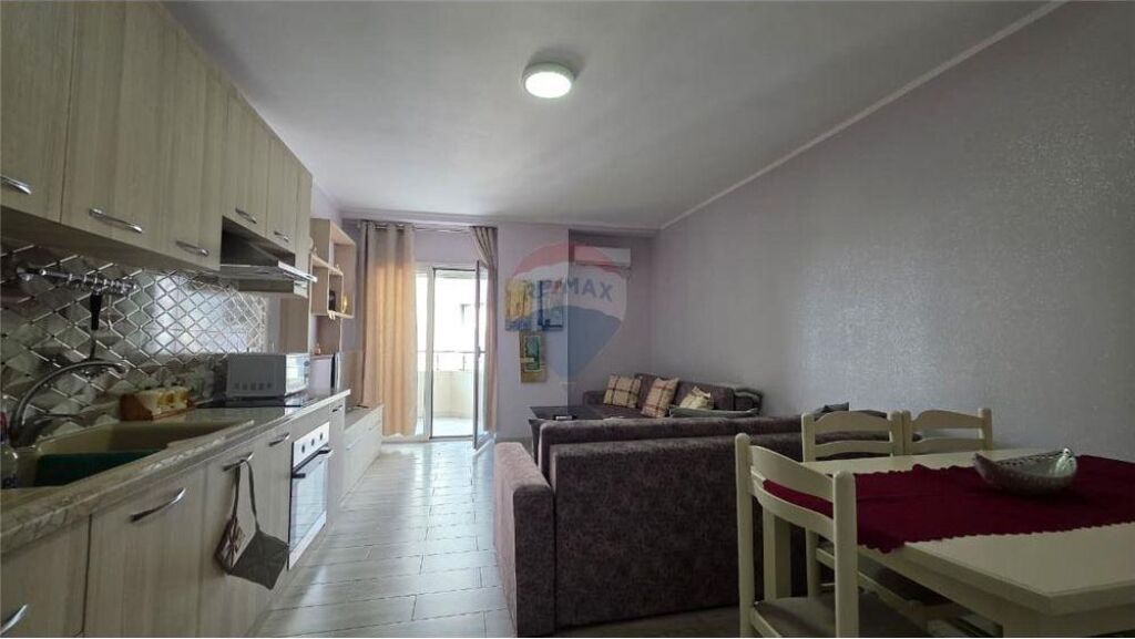 🌊 Apartament 1+1 me Qira – Lungomare, pranë Oslo, Vlorë