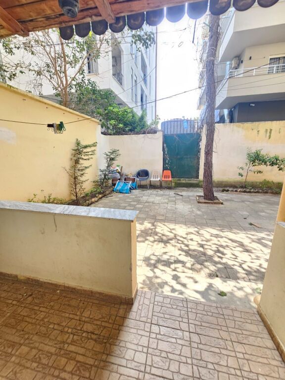 🏖️ SHITET GARSONIERE ME OBORR – SHKËMBI I KAVAJËS, DURRËS