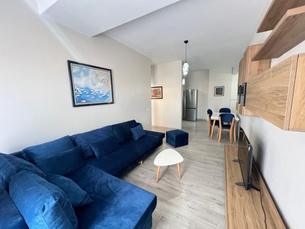 AFFITTASI APPARTAMENTO 1+1 +  POSTO AUTO