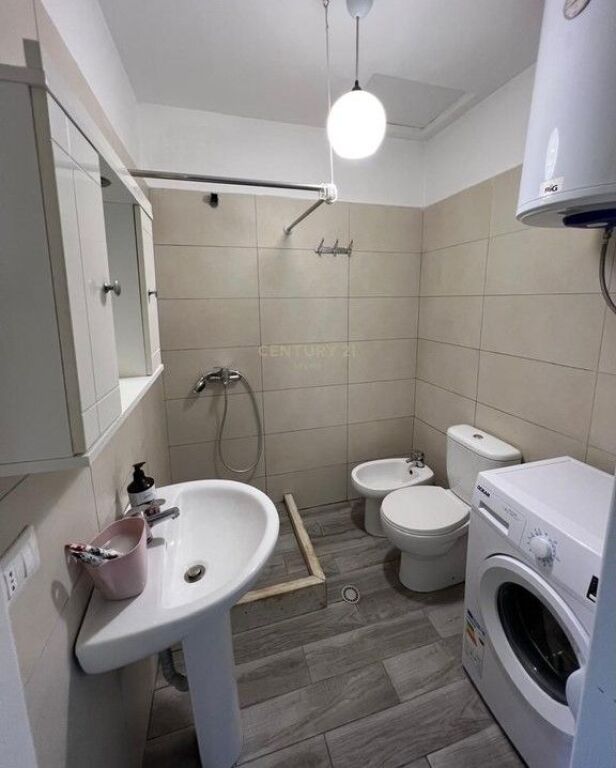 Appartamento 2+1+2 in affitto presso il Mercato Elettrico