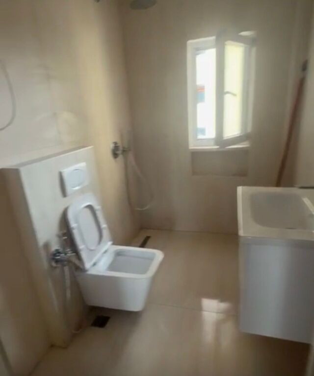 Apartament 1+1 ne Porcelan pas UET!