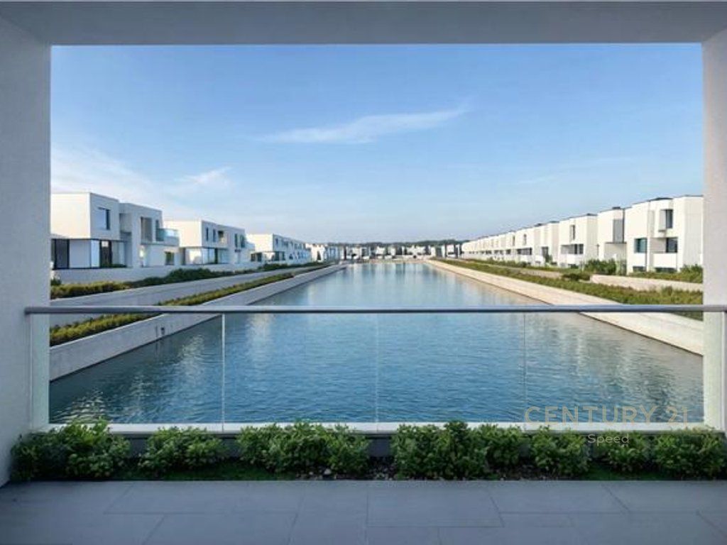 Vilë luksoze në shitje në Turquoise Marina tek Gjiri i Lalzit, Hamallaj! 790,000 €
