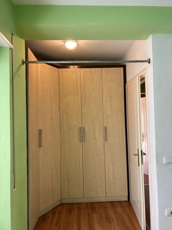 Jepet me qira 2+1+verande Don Bosko Perballe Kishes 650 mije leke i diskutushem