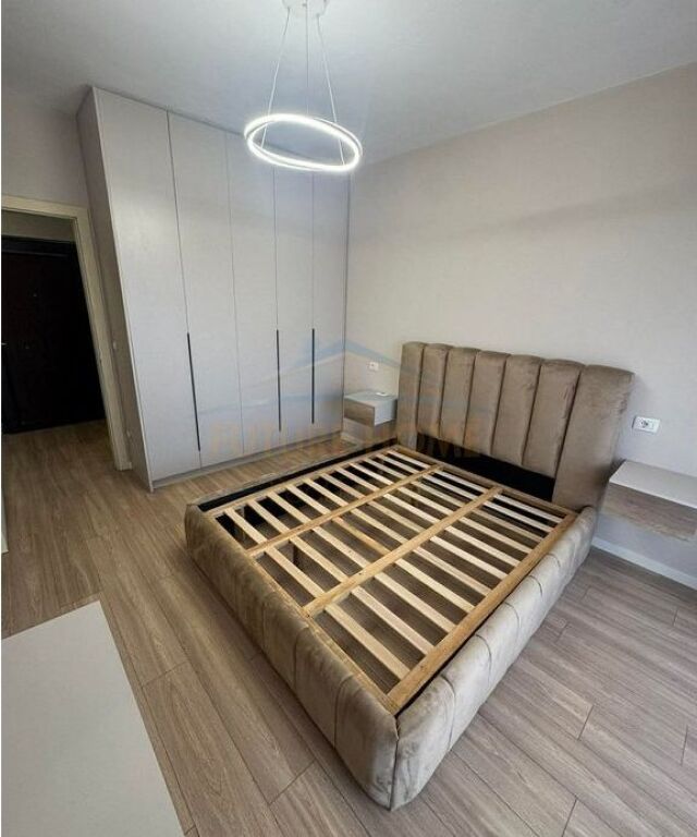 For sale, Apartment 1+1, Unaza e Re