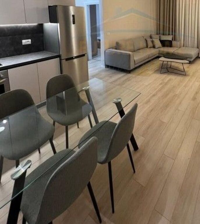 Qera, Apartament 1+1, Rruga e Dibrës, Tiranë.