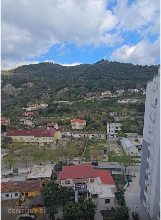 Studio Për Shitje në Lungomare, Vlorë ! 103,000 €