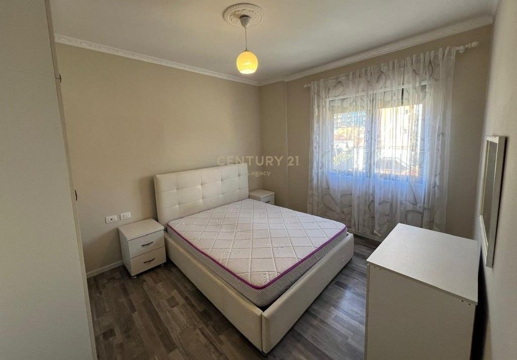 Appartamento 2+1+2 in affitto presso il Mercato Elettrico