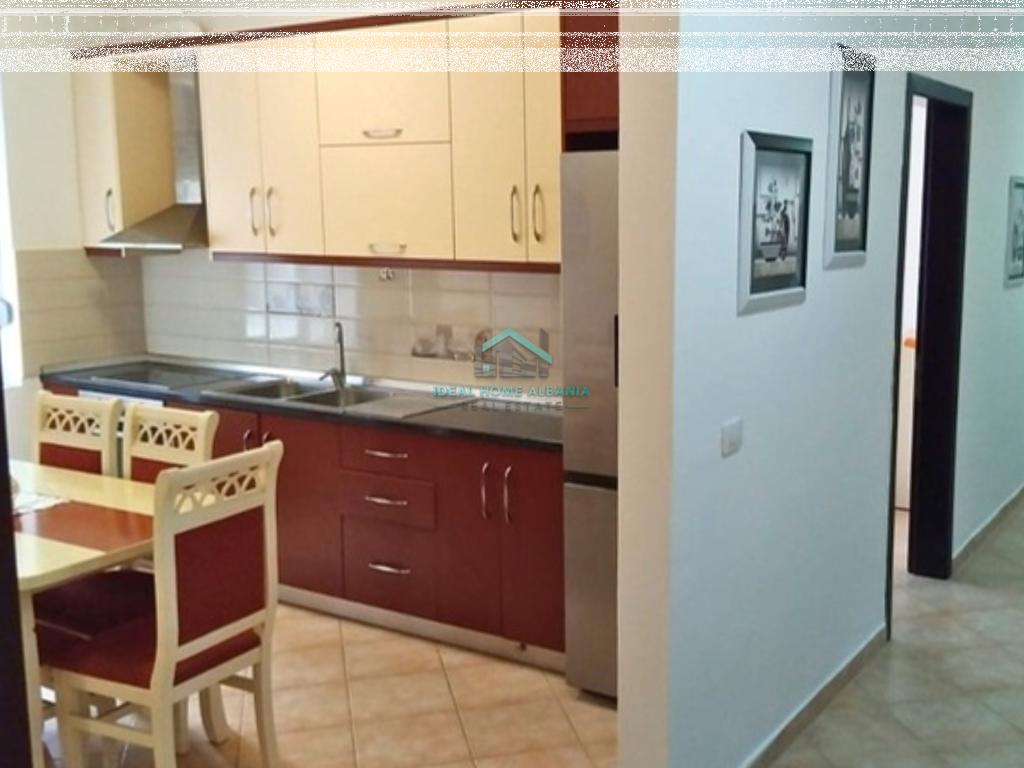SHITET APARTAMENT 2+1+2 – Lungomare, Vlore